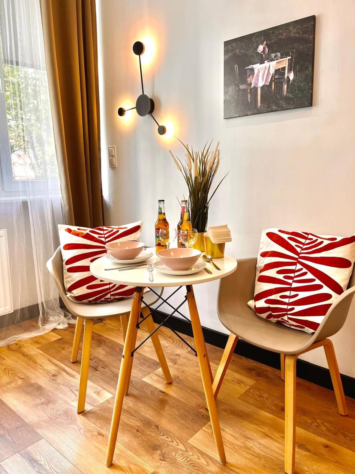 Super 1 Bed Room Condo In Warszawa Center Exteriör bild